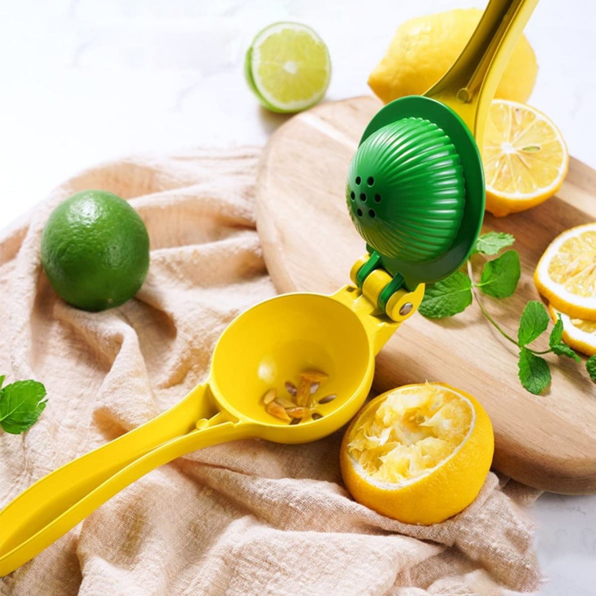 Metal Hand Press Citrus Juicer - Citrus Lemon Squeezer 评论和价格